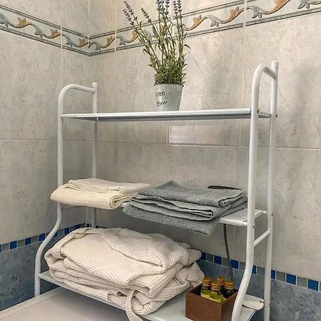 Apartment La Casa Di Maryangel - Free Air Conditioning - Wifi